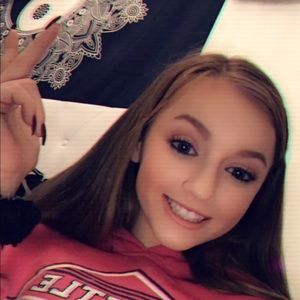 Meet your Posher, Jezeca